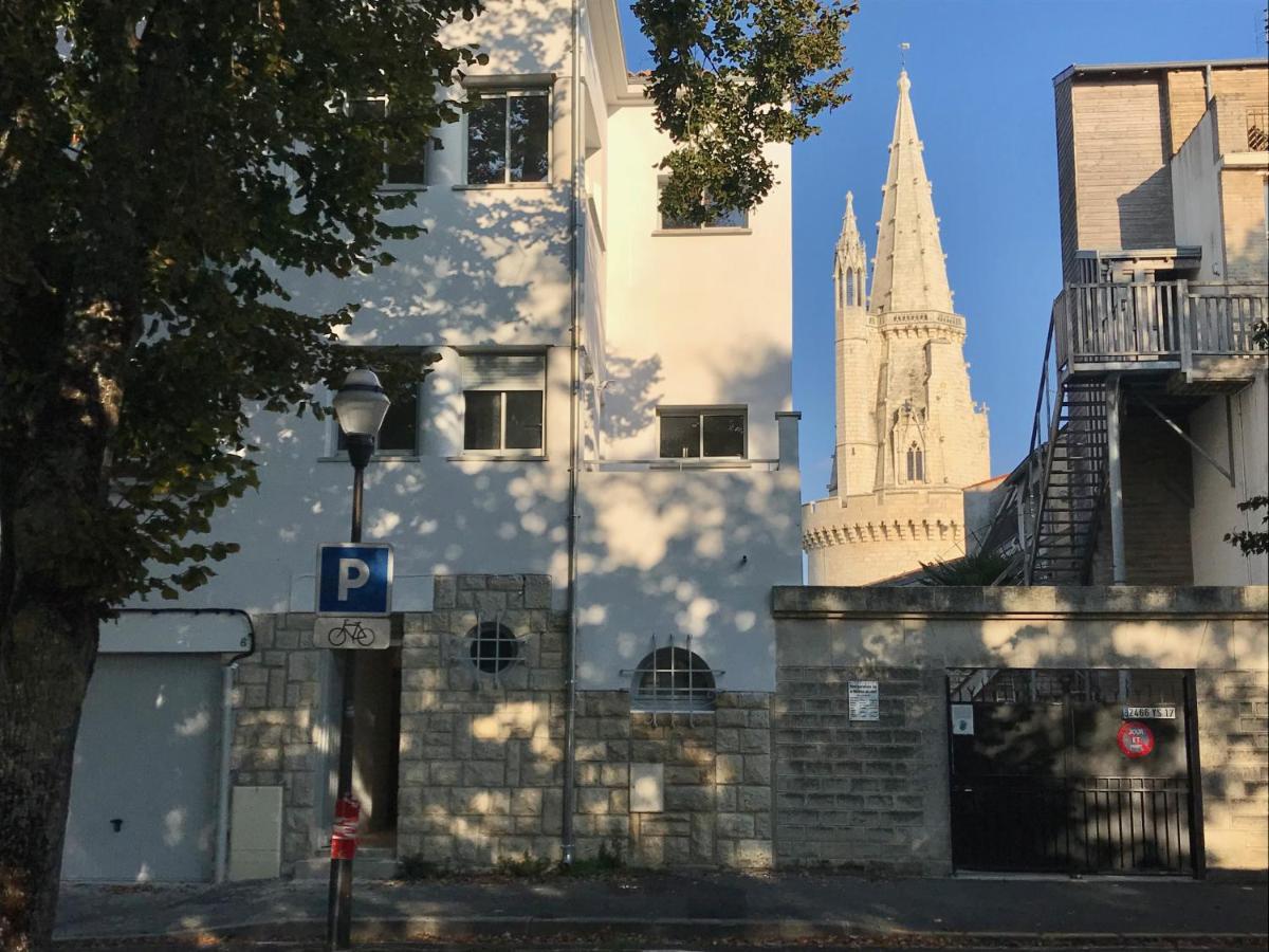 Appartement avec cour privée Centre ville Classé 4 étoiles La Rochelle  Exterior foto